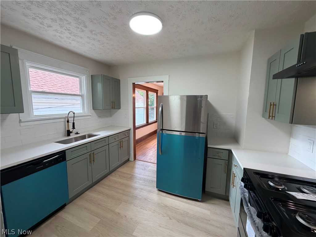 4328 Riverside Avenue Cleveland, OH 44102 - Photo 6 of 23 Gallery Image 6