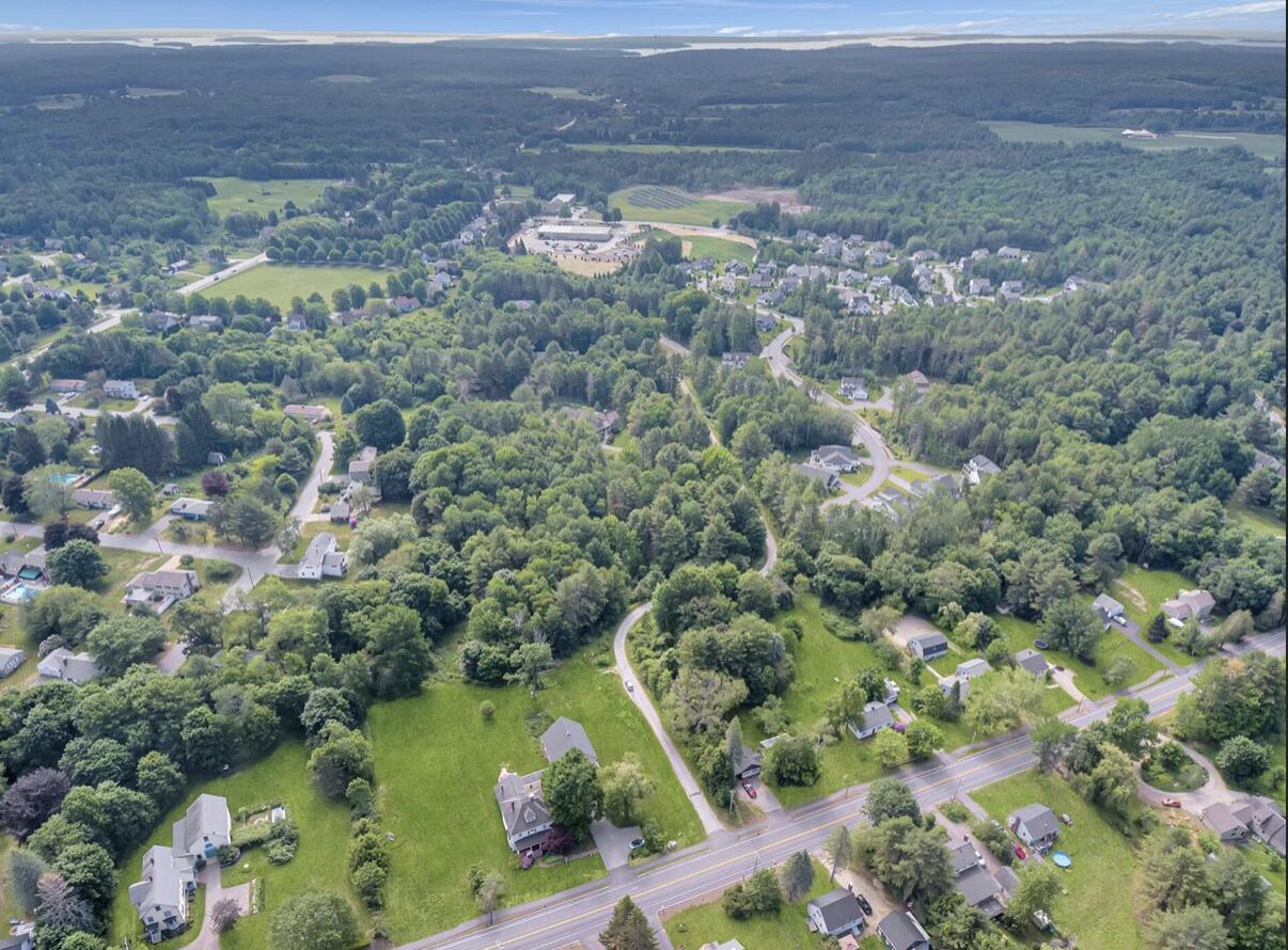 255 Main Street Cumberland, ME 04021 - Photo 39 of 41 255 Main Street Center of Town : 5 miles