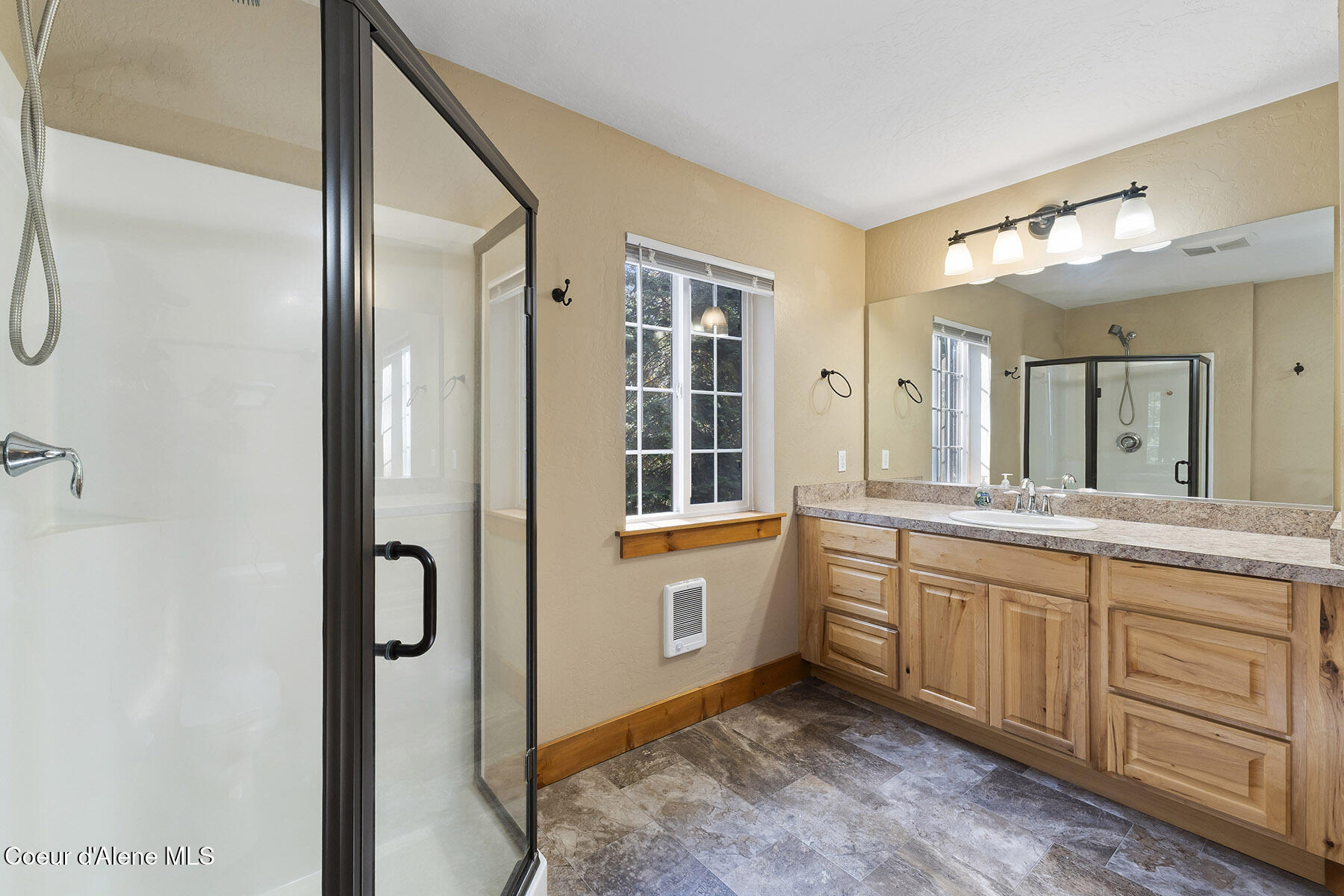 25779 North Rosemere Street Rathdrum, ID 83858 - Photo 24 of 54 25779-N-Rosemere-St-4500