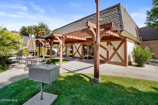 $220,000 | 500 Thunderbird Drive, Unit 80, El Paso, TX 79912