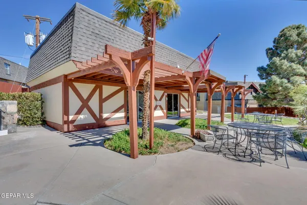 $220,000 | 500 Thunderbird Drive, Unit 80, El Paso, TX 79912