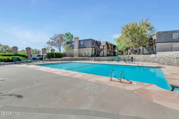 $220,000 | 500 Thunderbird Drive, Unit 80, El Paso, TX 79912
