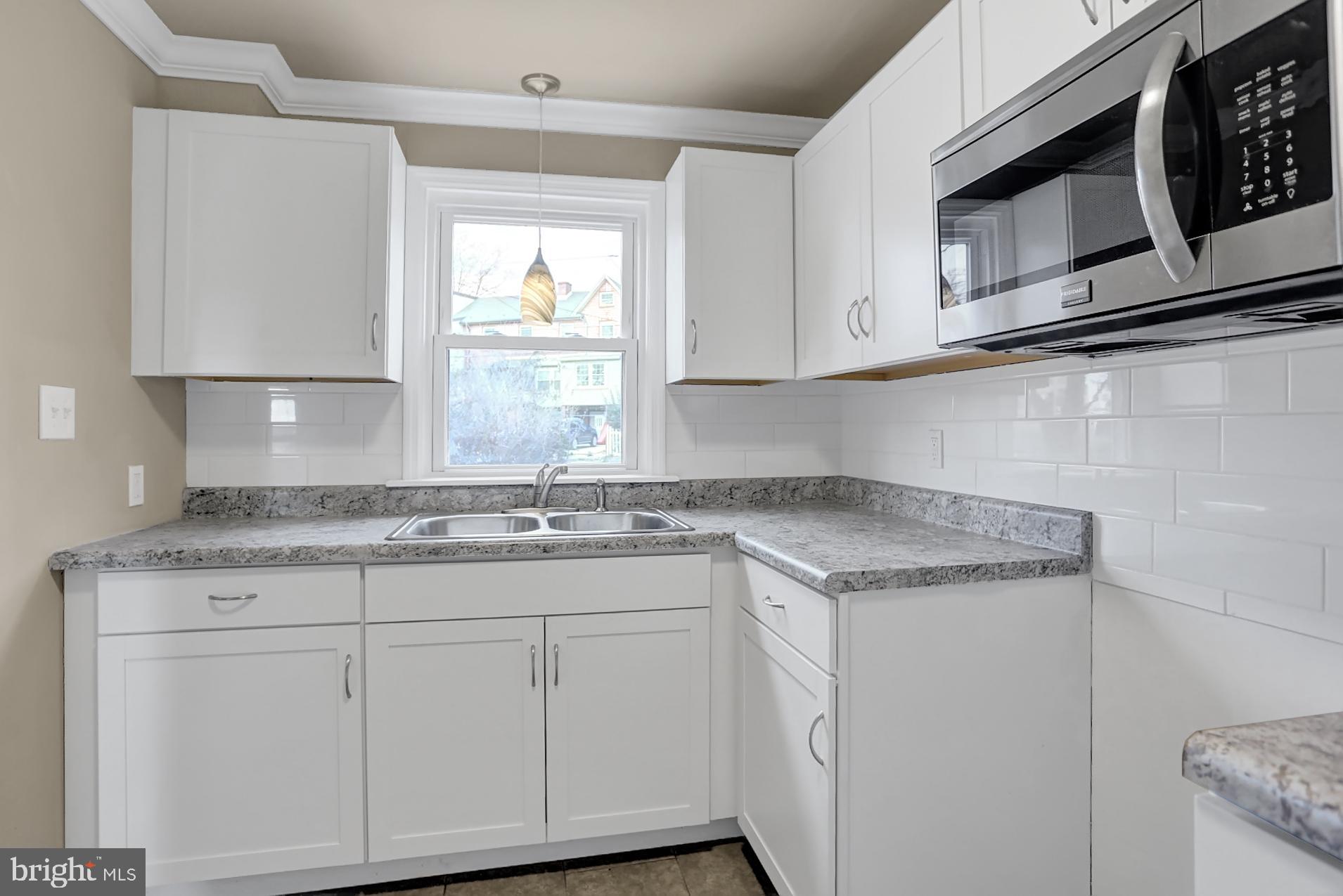 212 Sycamore Road West Reading, PA 19611 - Photo 12 of 27