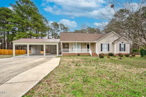 $329,000 | 124 Watson Circle, Clayton, NC 27527