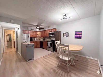 $150,000 | 435 Cavalier Court, Unit 205C, West Dundee, IL 60118