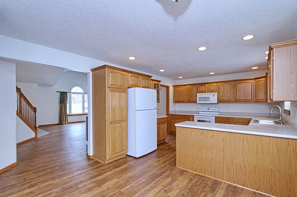 638 Pine Ridge Road Coralville, IA 52241 - Photo 8 of 25 Gallery Image 8
