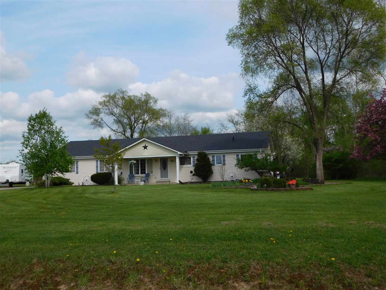 57830 Ray Center Road Ray, MI 48096 - Photo 5 of 38 31347681-4.JPG