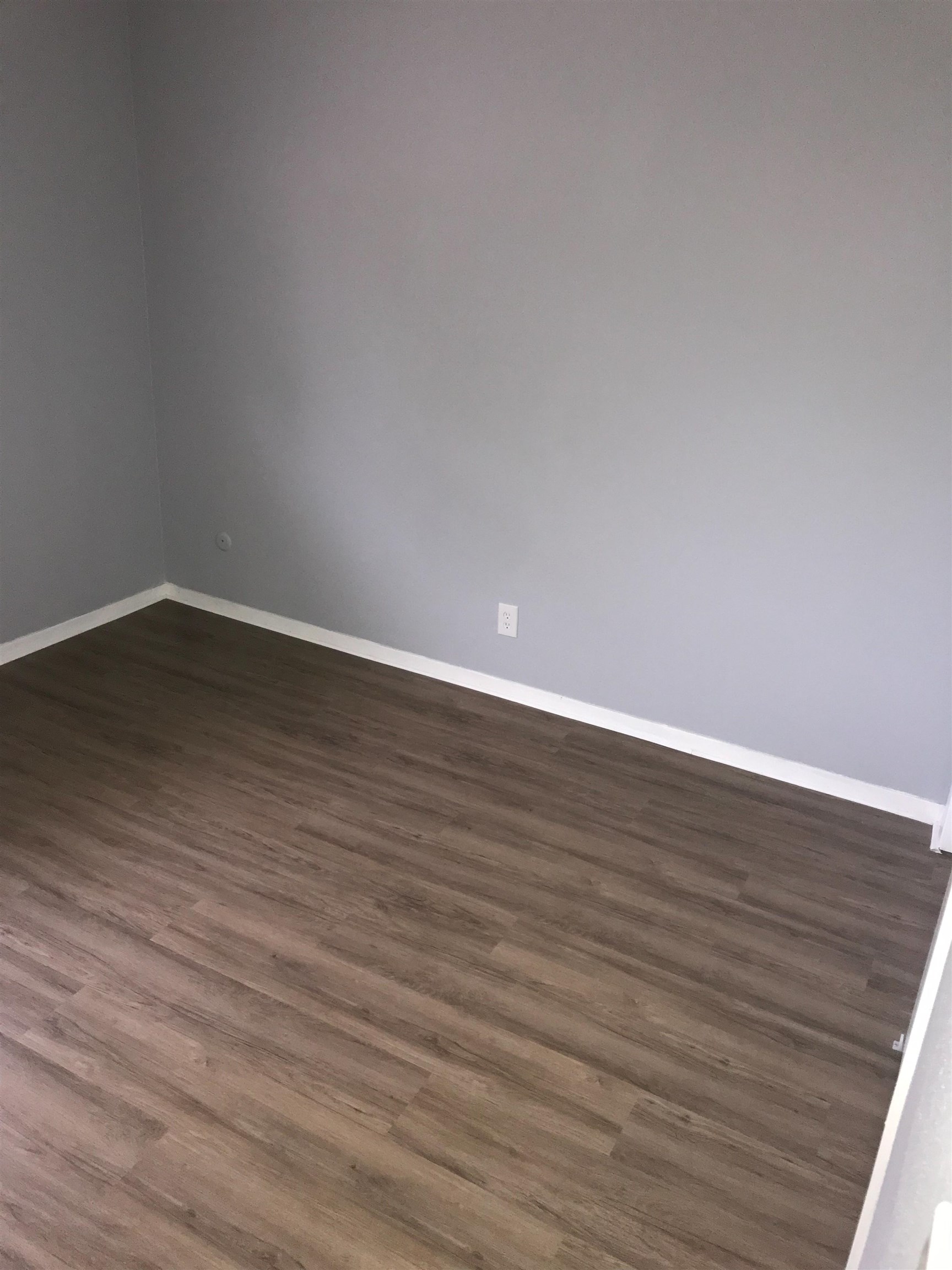 2236 Forest View Road Rockford, IL 61108 - Photo 10 of 19 Gallery Image 10