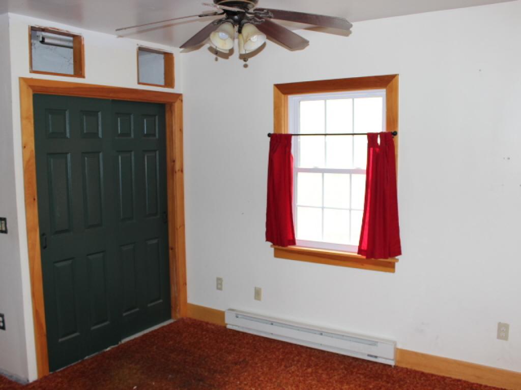 44 Pine Ridge Drive Putney, VT 05346 - Photo 4 of 12