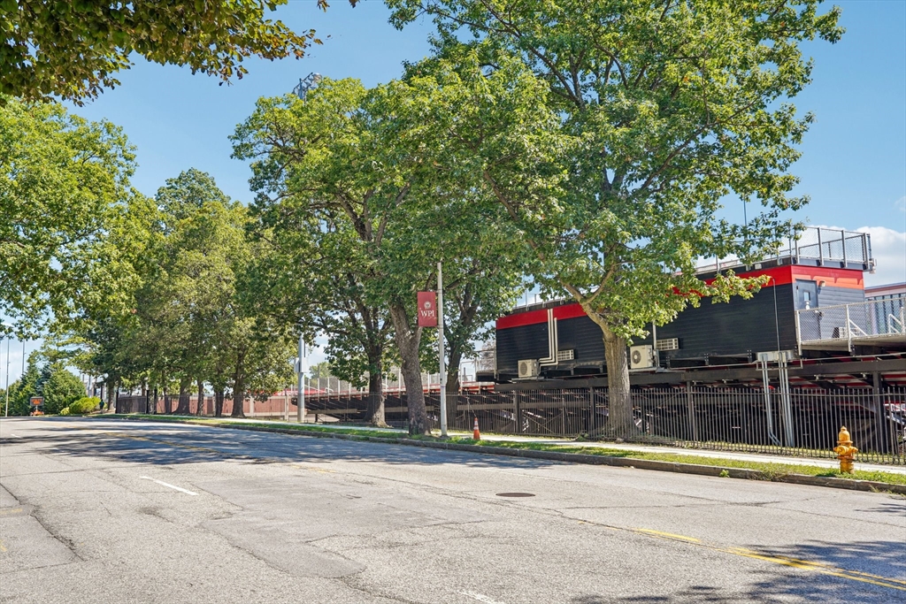 174 Park Avenue, Unit 1 Worcester, MA 01602 - Photo 34 of 34 a view of street with houses