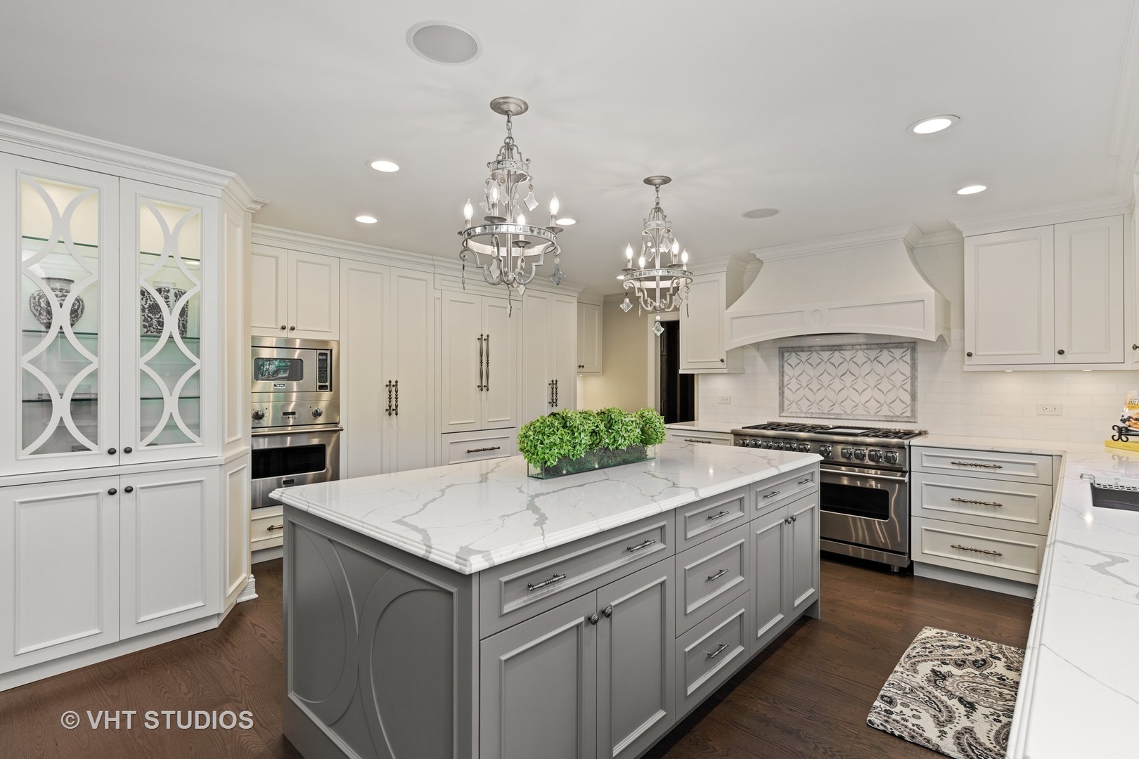 527 Princeton Road Hinsdale, IL 60521 - Photo 7 of 35