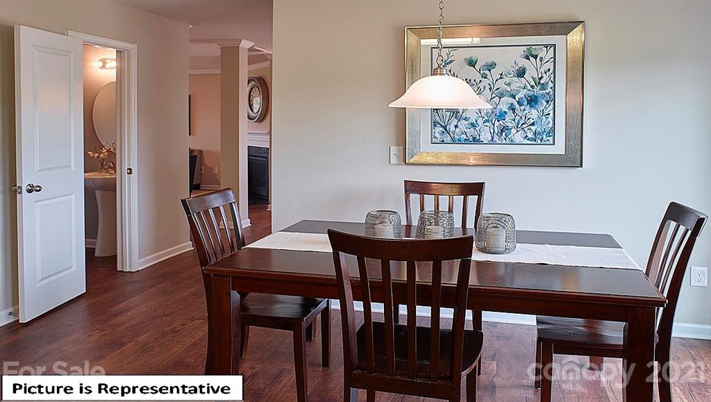 8043 Starnes Randall Road Charlotte, NC 28215 - Photo 4 of 25 Gallery Image 4