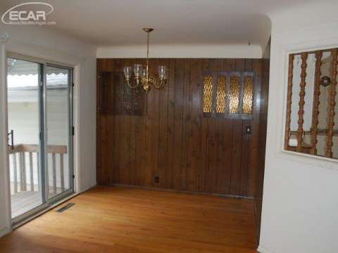 2919 Miller Road Flint, MI 48503 - Photo 8 of 20 20437557-7.JPG