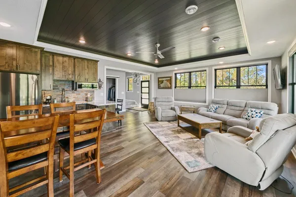 $925,000 | 51235 Amber Avenue, Stanchfield, MN 55080