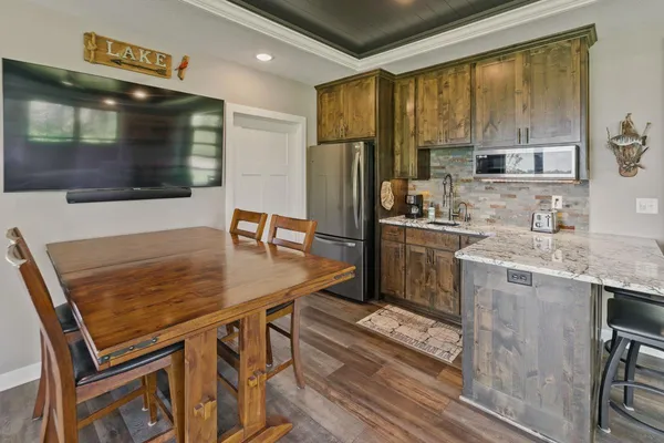 $925,000 | 51235 Amber Avenue, Stanchfield, MN 55080