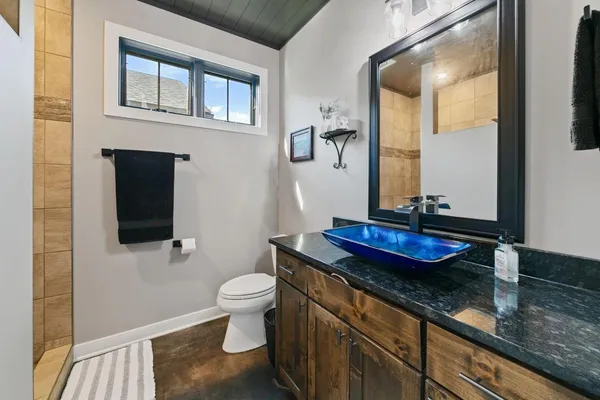 $925,000 | 51235 Amber Avenue, Stanchfield, MN 55080