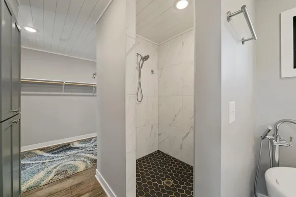 $925,000 | 51235 Amber Avenue, Stanchfield, MN 55080