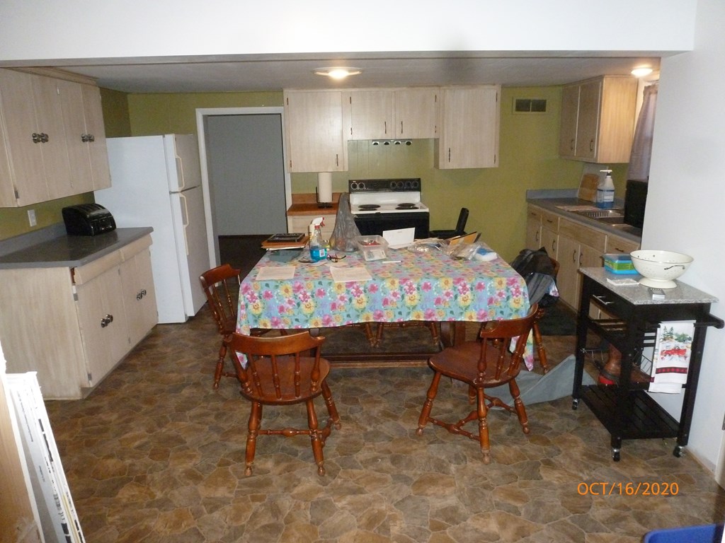 163 Meadow Road Seneca, PA 16346 - Photo 4 of 15 Gallery Image 4