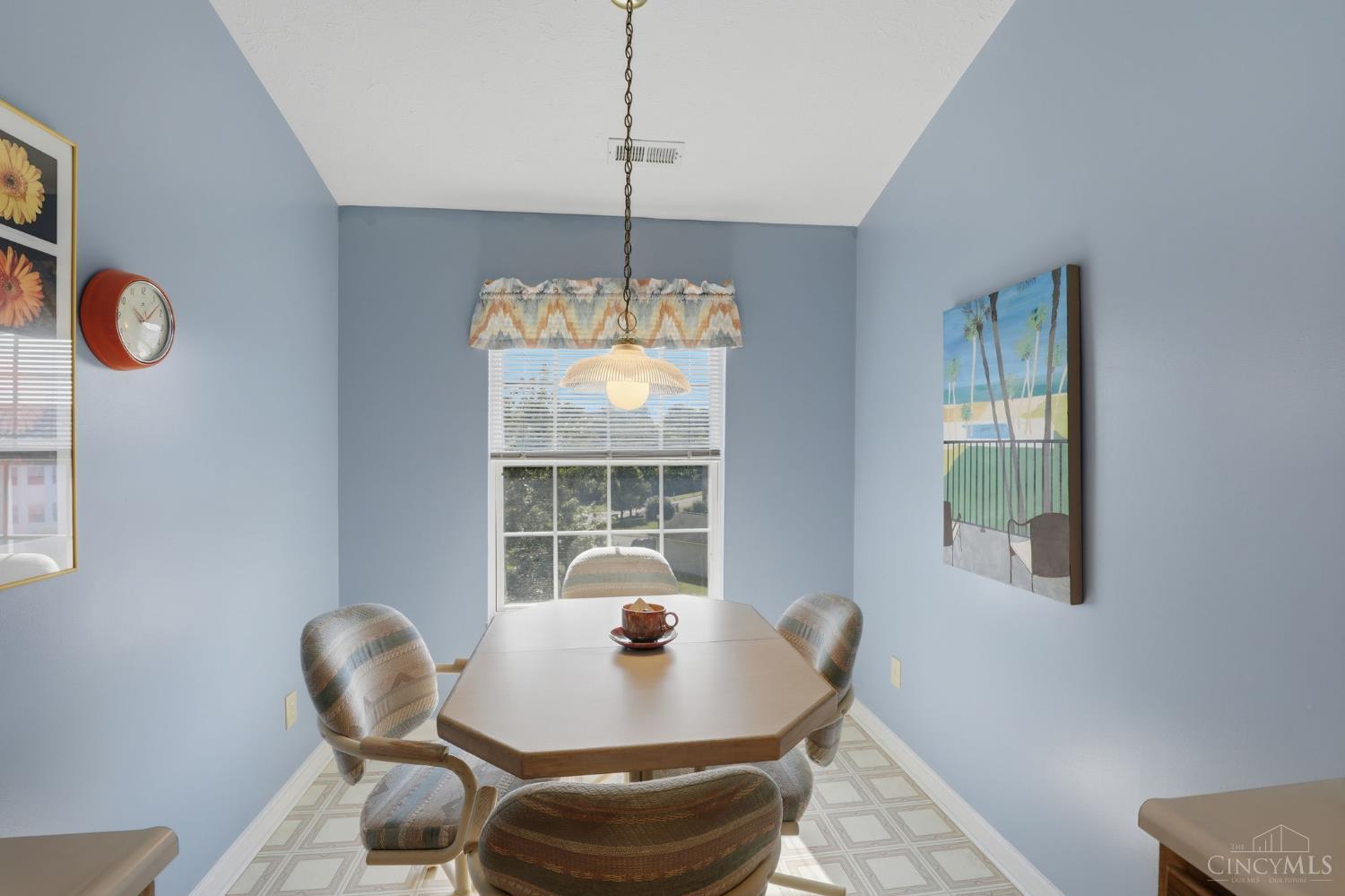 4341 Regency Ridge Court, Unit 304 Cincinnati, OH 45248 - Photo 17 of 40