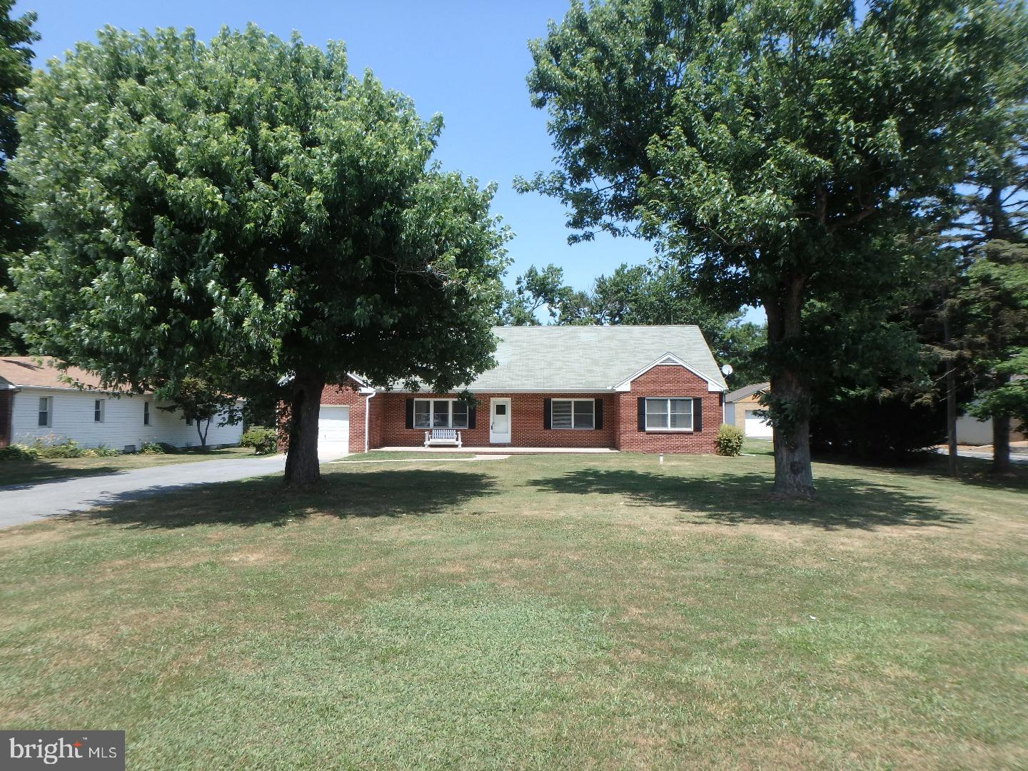1047 Bear Road New Castle, DE 19720 - Photo 3 of 23 Gallery Image 3