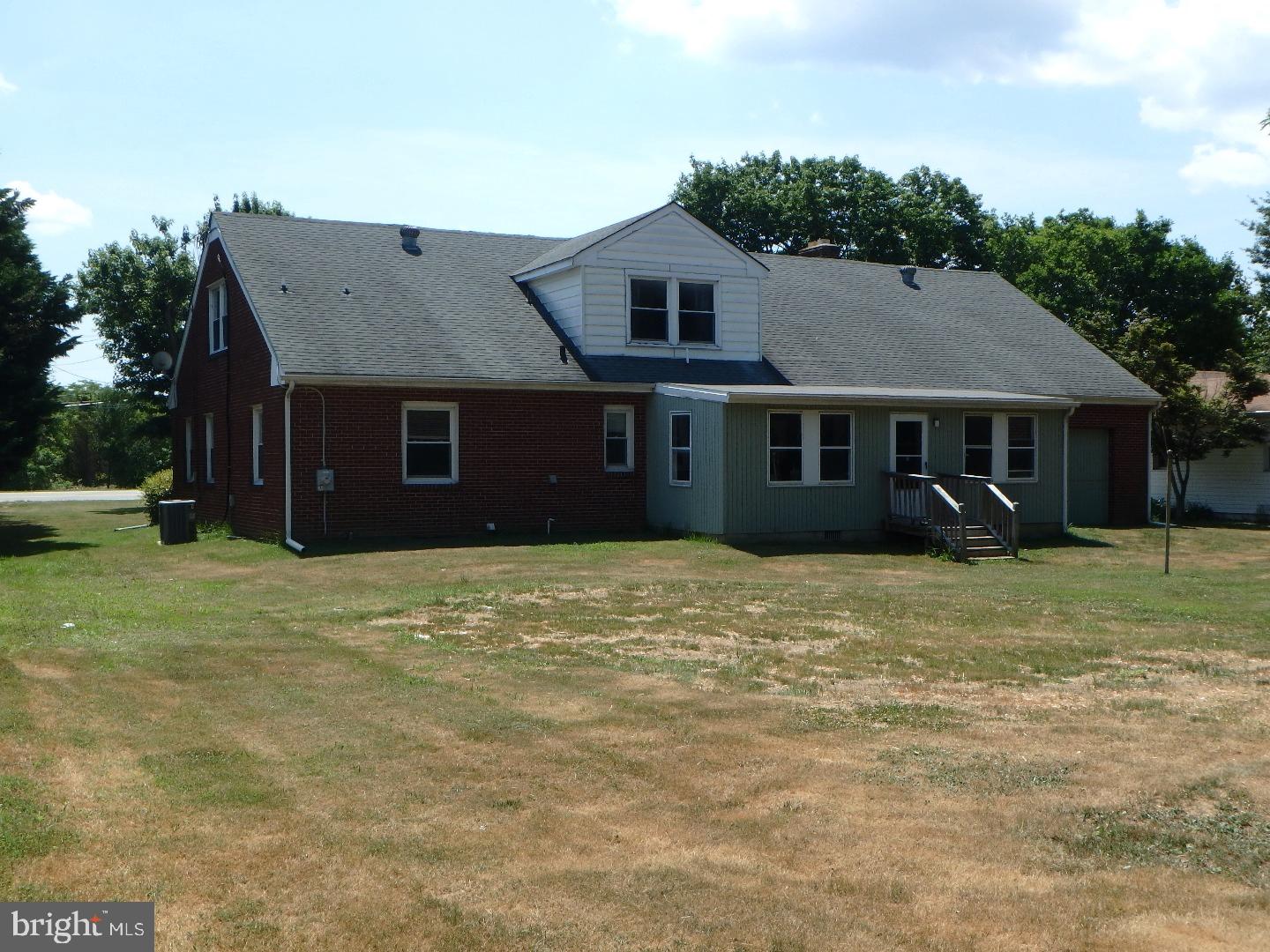 1047 Bear Road New Castle, DE 19720 - Photo 7 of 23 Gallery Image 7
