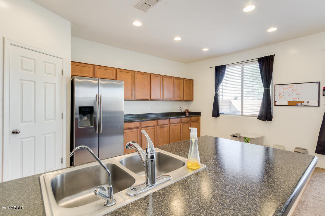 1006 South 202nd Lane Buckeye, AZ 85326 - Photo 12 of 23 17 South_202nd