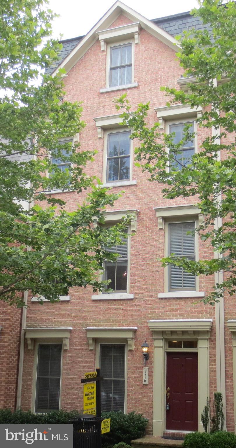 716 Carpenter Road Alexandria, VA 22314 - Photo 1 of 28 a front view of a house