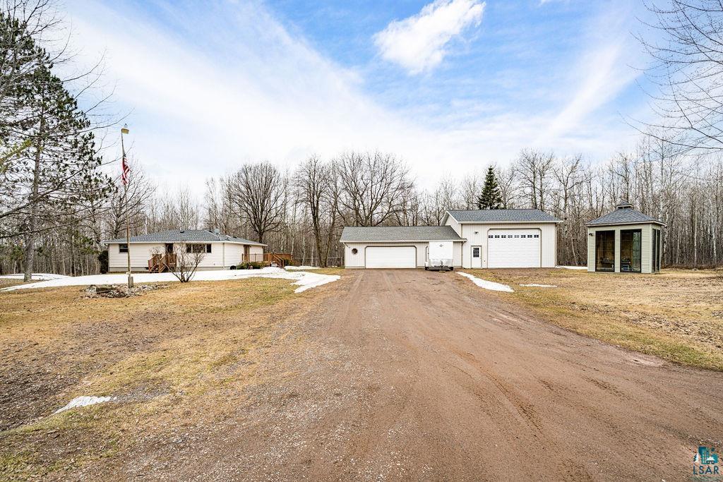 3913 Jeffrey Road Duluth, MN 55810 - Photo 1 of 49