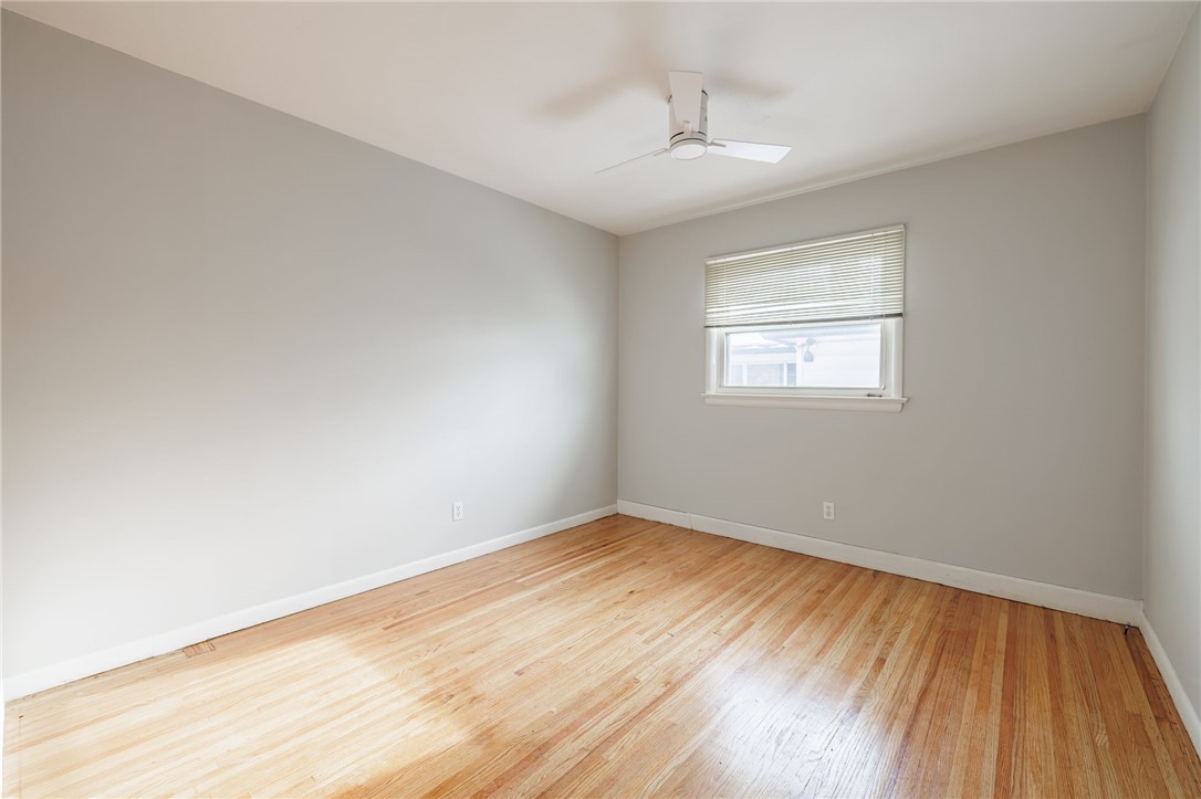 213 Governor Terrace Irondequoit, NY 14609 - Photo 12 of 29