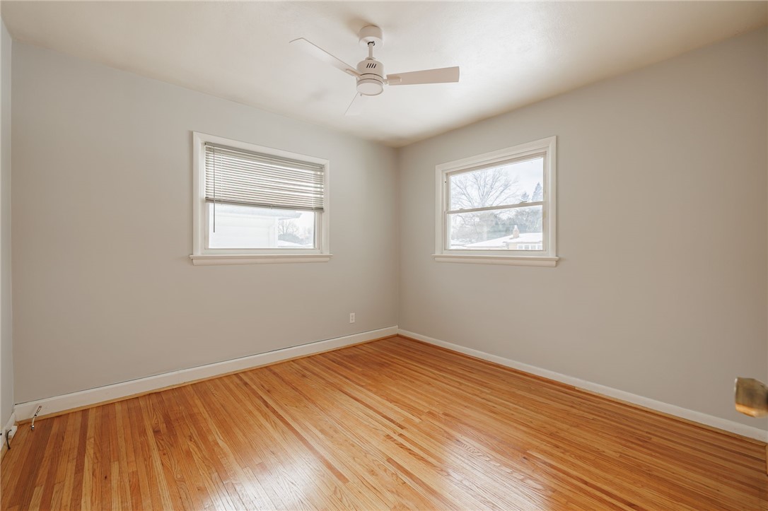 213 Governor Terrace Irondequoit, NY 14609 - Photo 13 of 29