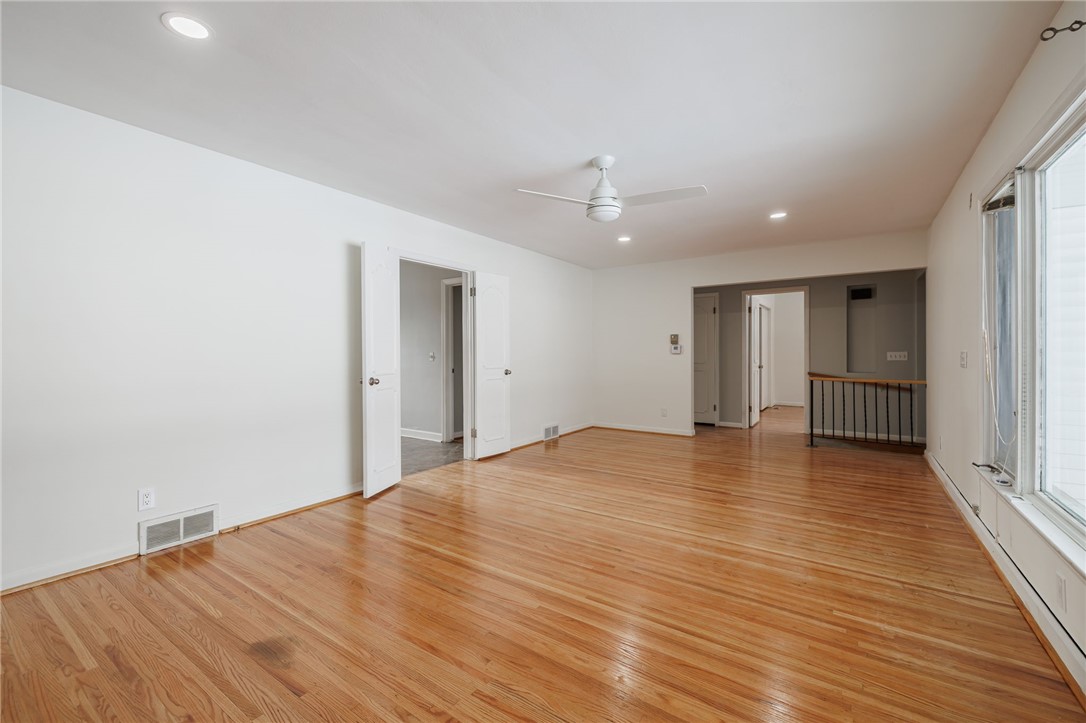 213 Governor Terrace Irondequoit, NY 14609 - Photo 6 of 29