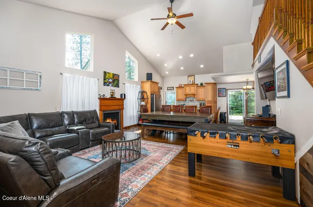 $779,999 | 608 Country Club Lane, Pinehurst, ID 83850