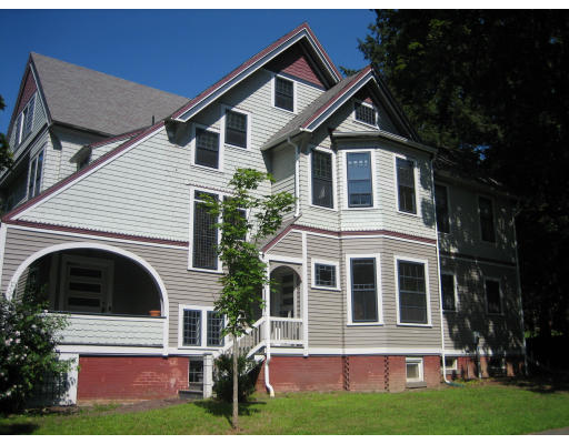 90 Spring Street Amherst, MA 01002 - Photo 3 of 11 Gallery Image 3