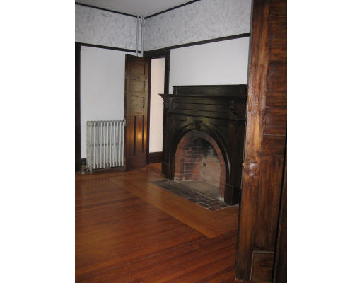90 Spring Street Amherst, MA 01002 - Photo 8 of 11 Gallery Image 8