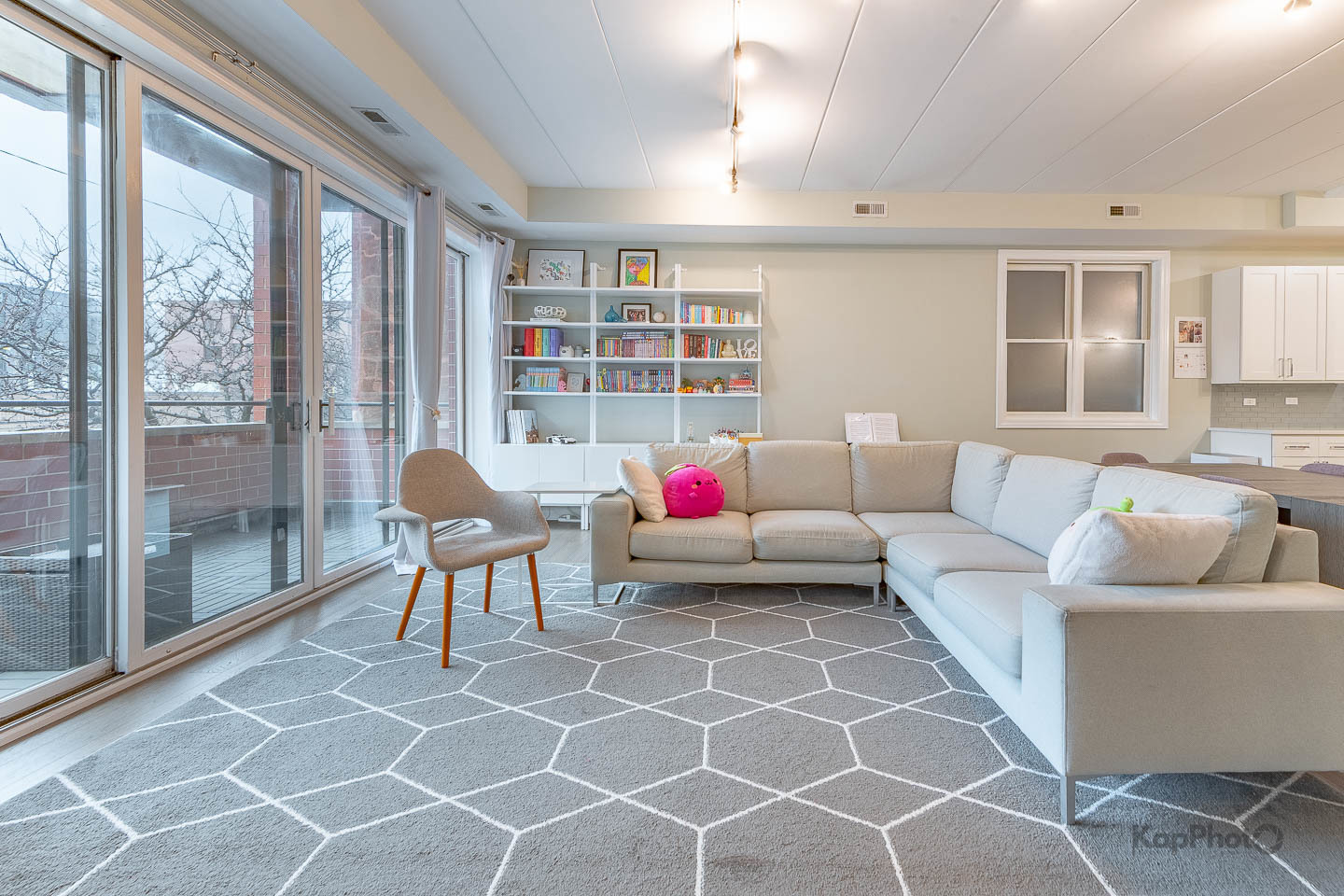 1332 West Madison Street, Unit 2W Chicago, IL 60607 - Photo 5 of 29