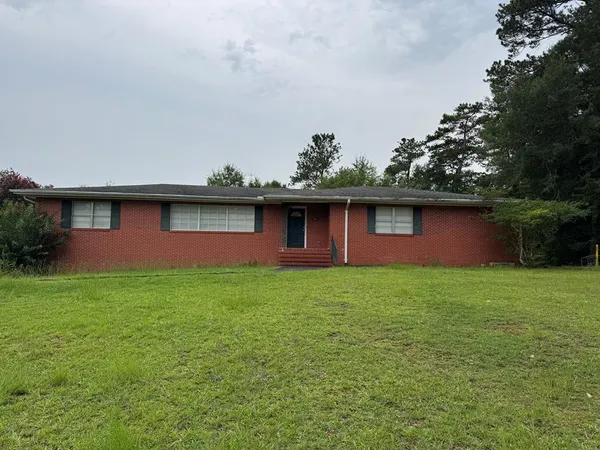 $229,000 | 574 East Davis Street, Elba, AL 36323