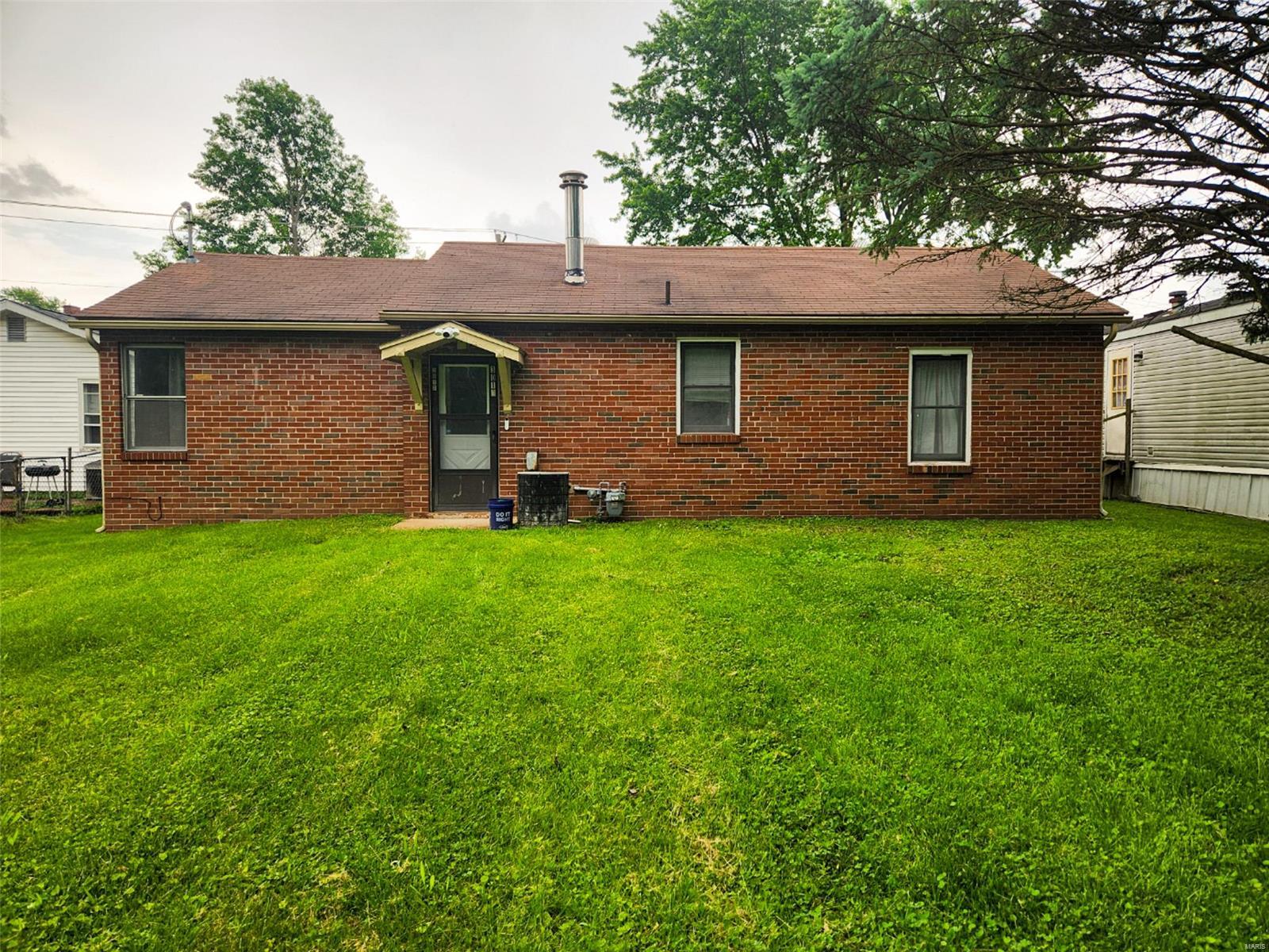 3013 Roland Avenue Belleville, IL 62226 - Photo 1 of 13 Gallery Image 1