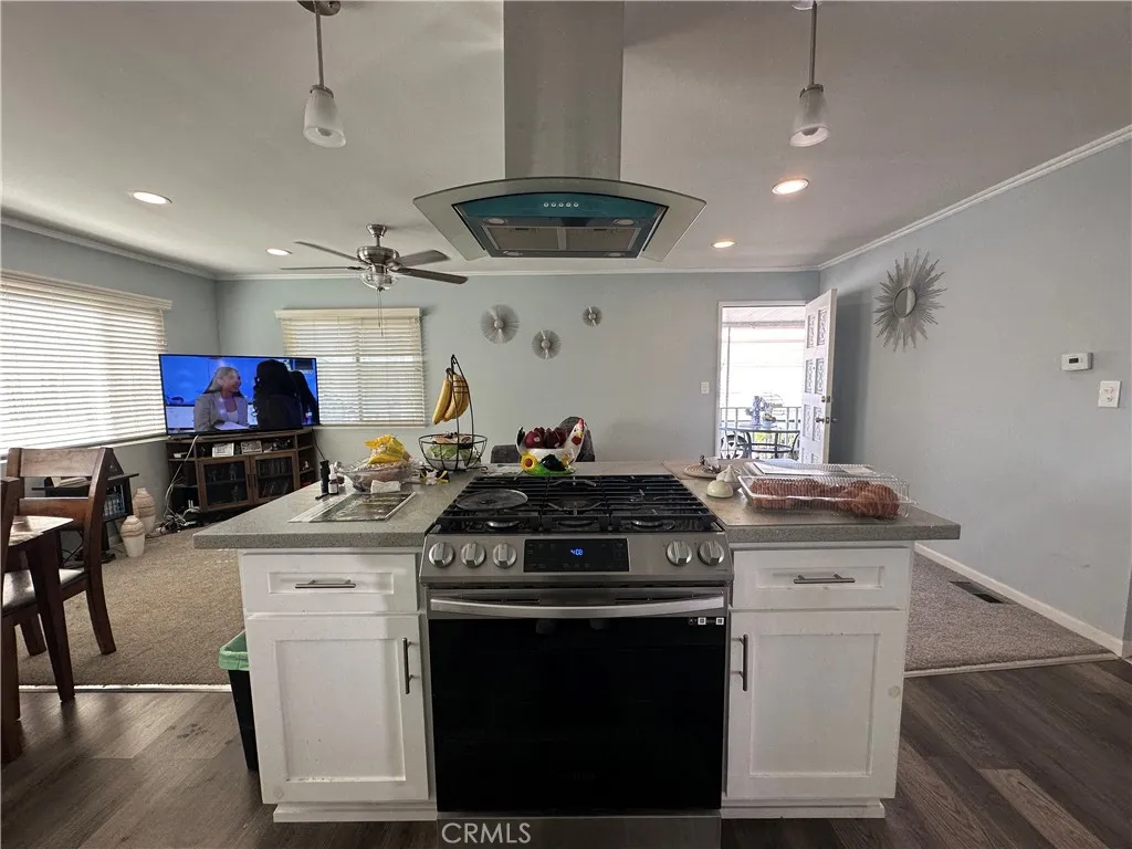 525 North Gilbert Street, Unit 151 Anaheim, CA 92801 - Photo 5 of 15