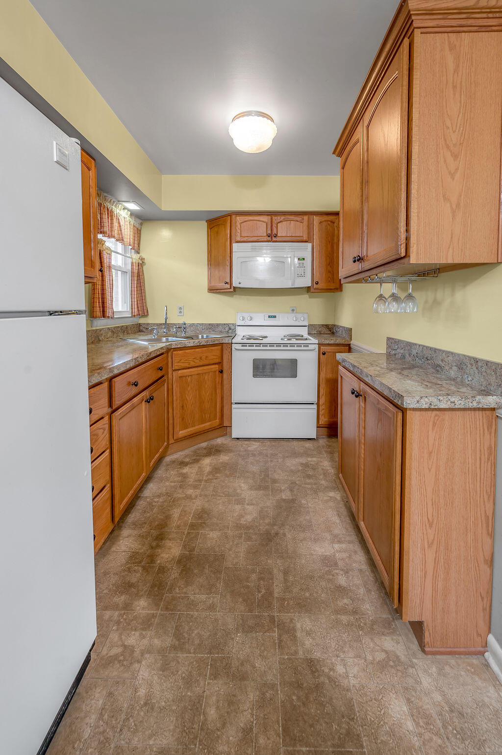 1738 Raleigh Road Lexington, KY 40505 - Photo 10 of 33 TDB_3074