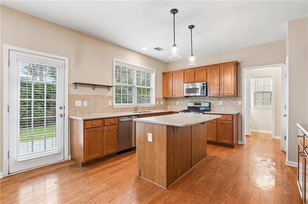 3660 Azurite Street Cumming, GA 30040 - Photo 10 of 43 Gallery Image 10