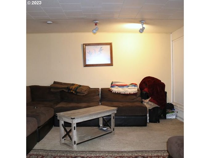 599 East Ridgeway Avenue Hermiston, OR 97838 - Photo 8 of 21 Gallery Image 8