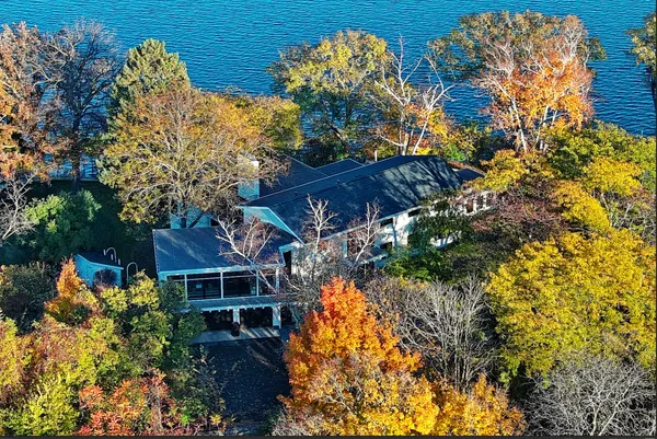 $10,950,000 | 1300 Bracketts Point Road, Wayzata, MN 55391