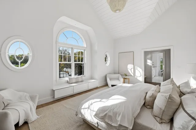 $3,299,000 | 2 Beacon Hill Road, Marblehead, MA 01945