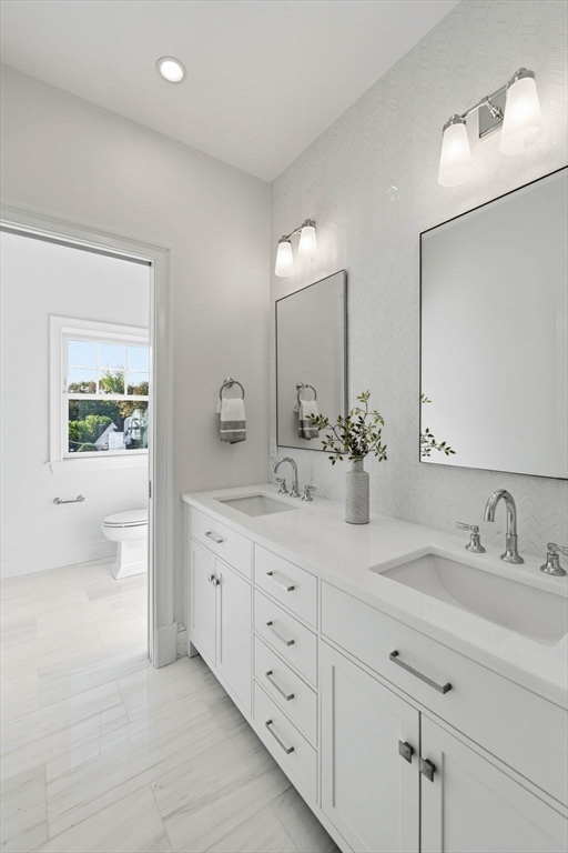 2 Beacon Hill Road Marblehead, MA 01945 - Photo 34 of 39