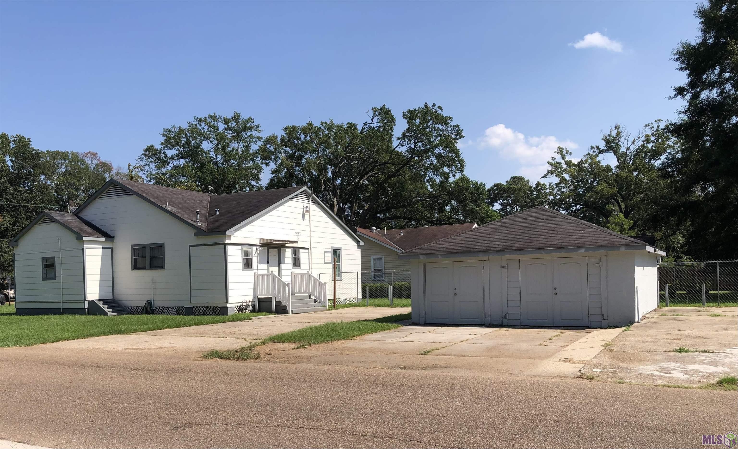 5965 Denham Street Baton Rouge, LA 70805 - Photo 19 of 19 Storage/Garage/Parking