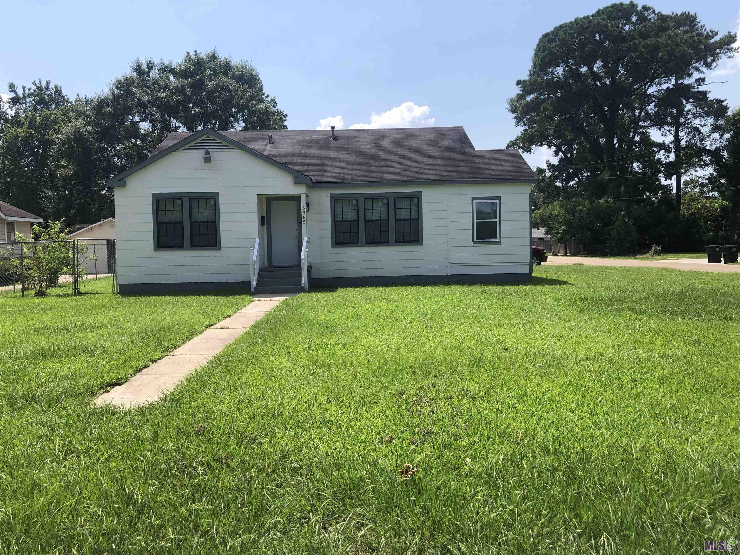 5965 Denham Street Baton Rouge, LA 70805 - Photo 2 of 19 Front/Corner Lot