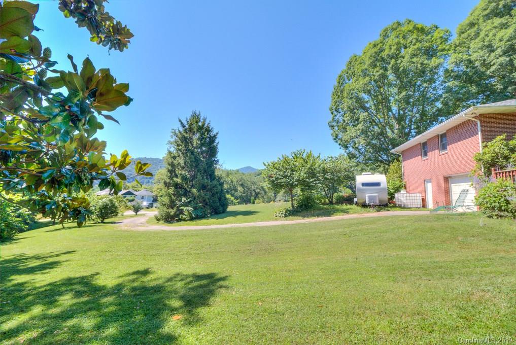 68 Shuler Road Candler, NC 28715 - Photo 21 of 27 Gallery Image 21