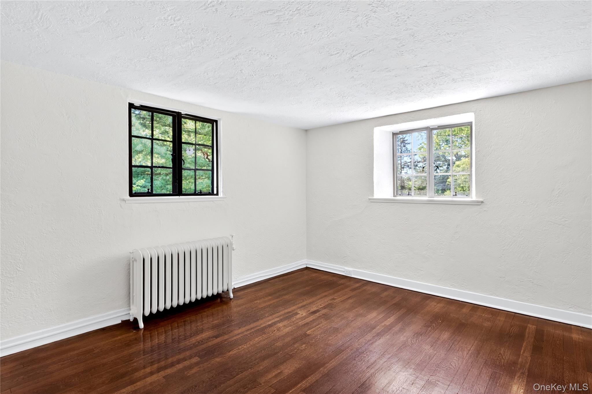 3 Brompton Road Garden City, NY 11530 - Photo 21 of 23