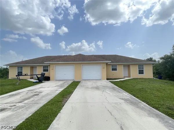 $390,000 | 2605-2607 Sunniland Boulevard, Lehigh Acres, FL 33971