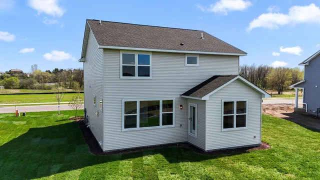 $499,900 | 1517 Creekwood Drive, New Richmond, WI 54017